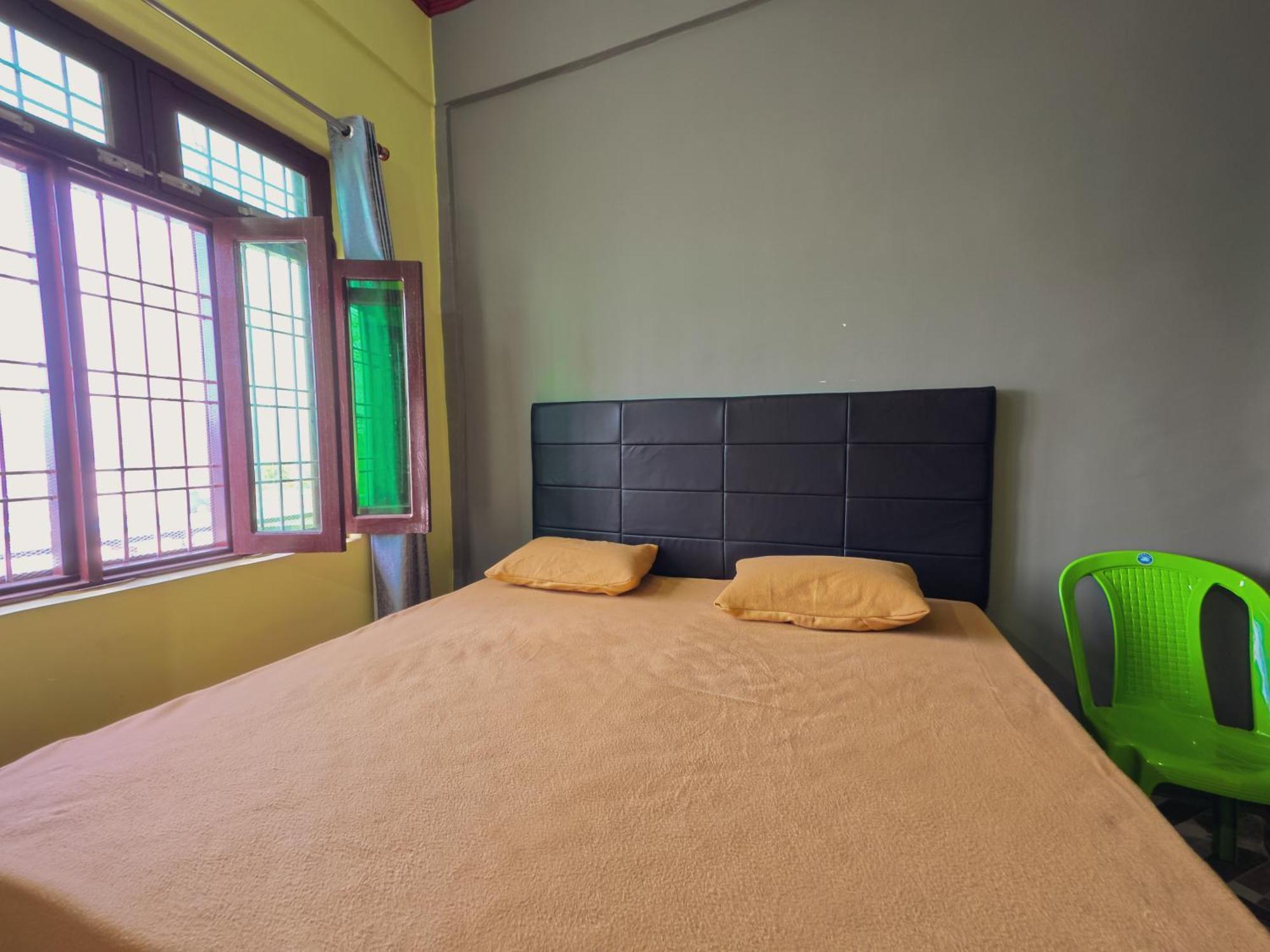Mahi Restaurant & Guest House อัลโมรา ภายนอก รูปภาพ