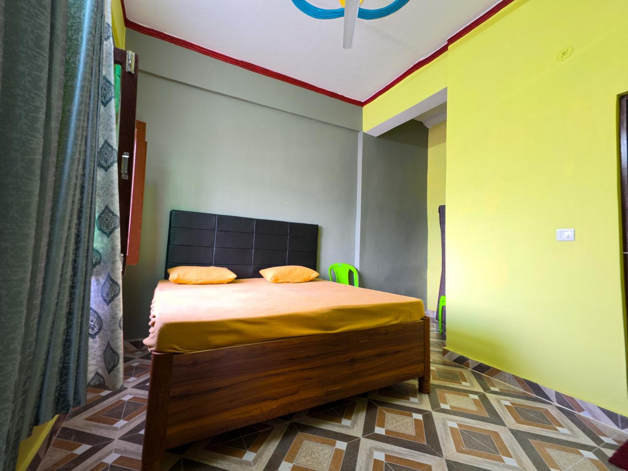 Mahi Restaurant & Guest House อัลโมรา ภายนอก รูปภาพ